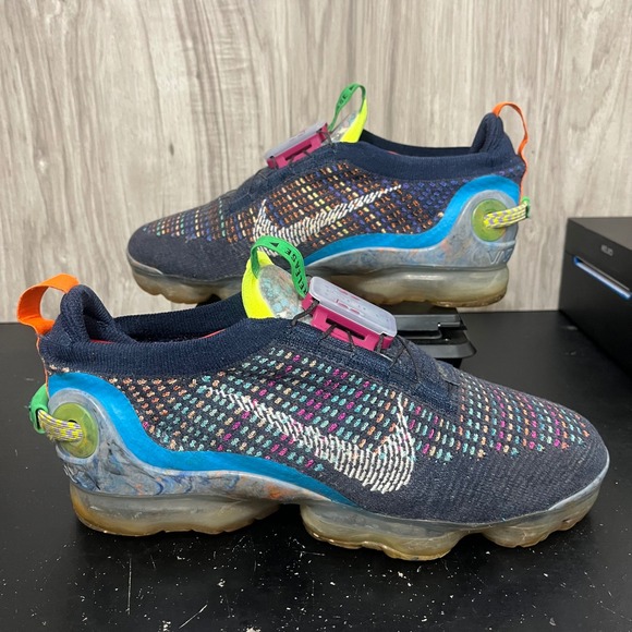 Nike Air VaporMax 2020 Flyknit CJ6740-400 Blue Multicolor Size 8.5 Men's - Picture 1 of 11